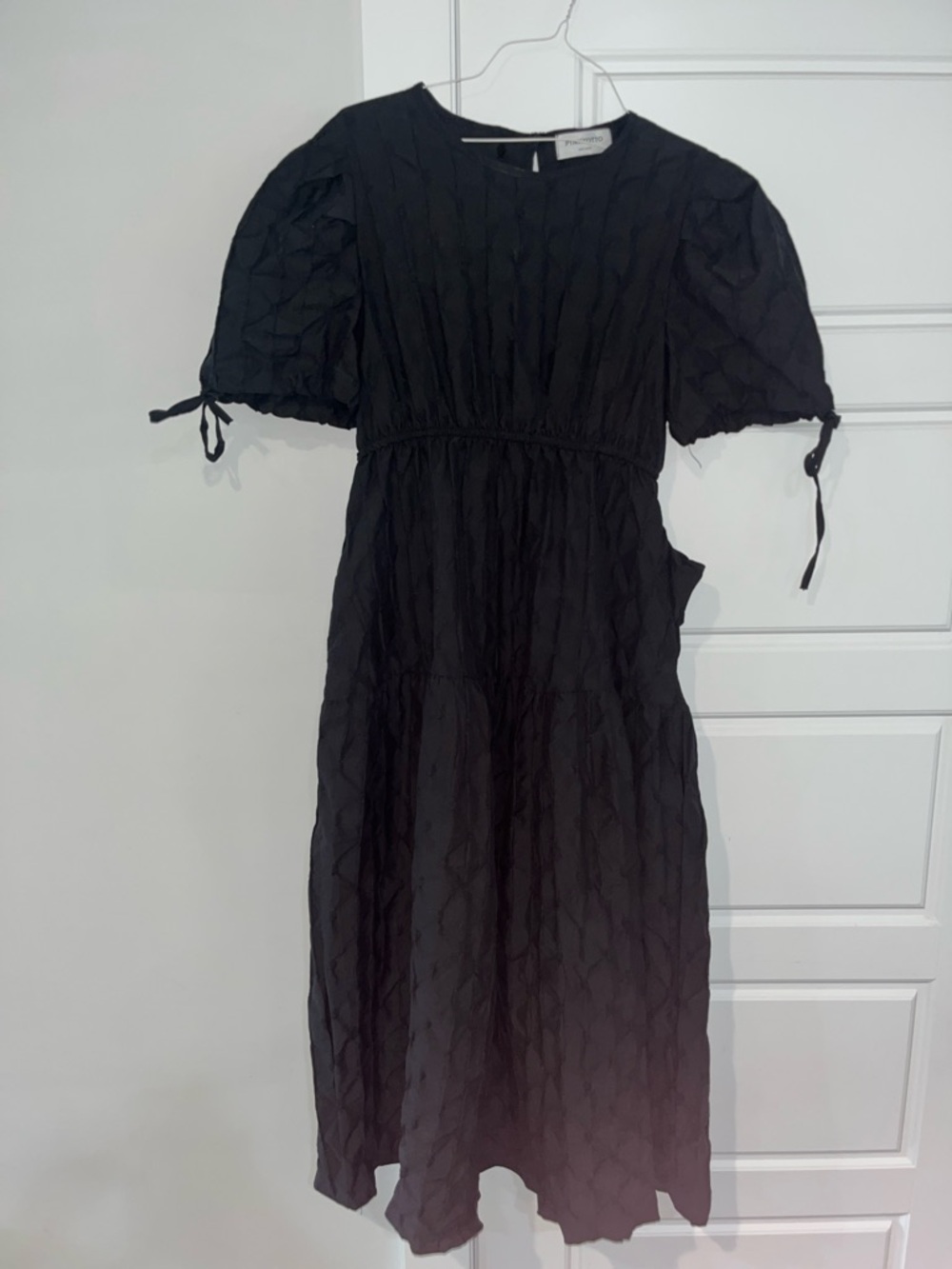 Pinkyotto Black Puff Sleeve Midi Dress